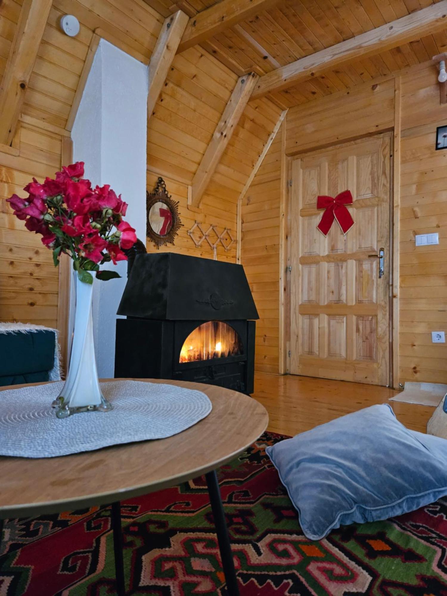 Nadiaa Wood House Villa Ilidža Oda fotoğraf